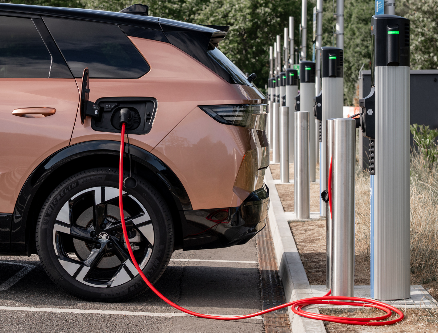 Vauxhall Reveals The Top Family Attractions For EV Drivers